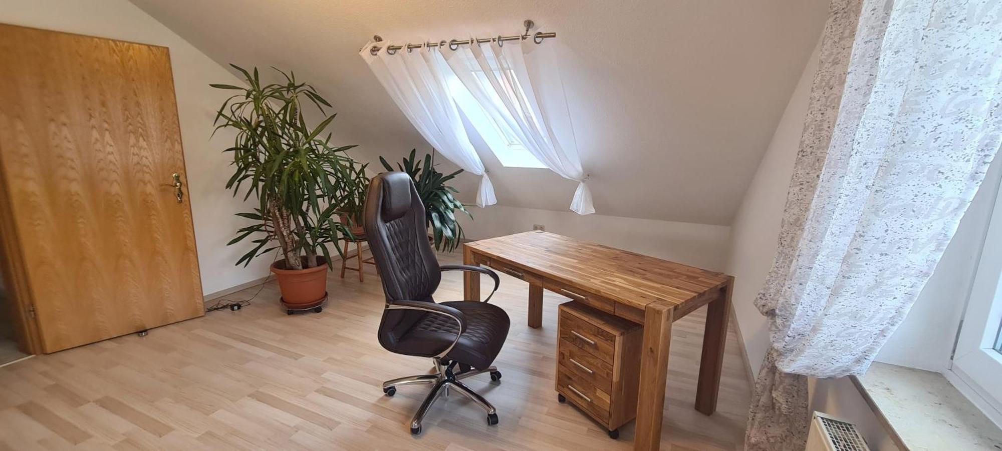 Gemuetliche 120 Qm Ferienwohnung Mit Balkon Адельсдорф Экстерьер фото