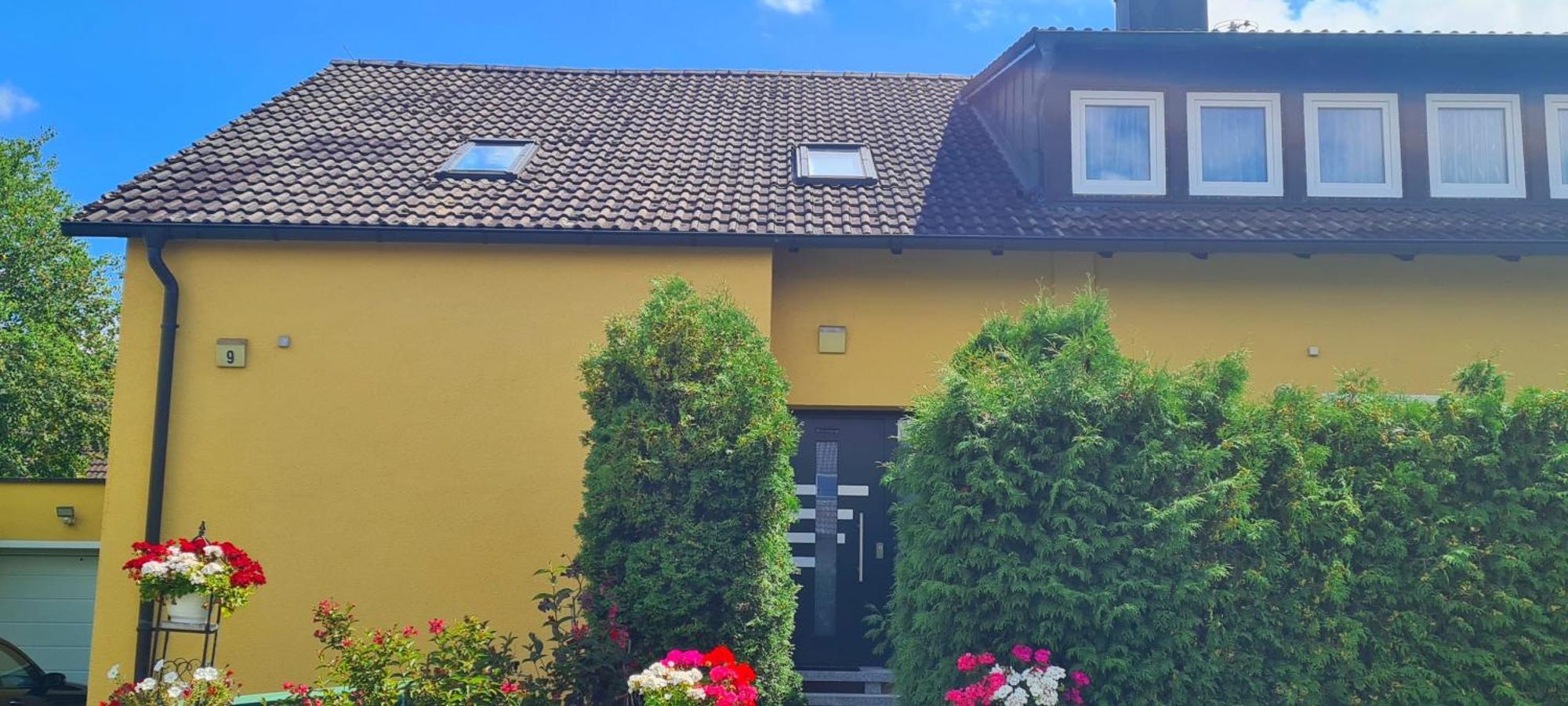 Gemuetliche 120 Qm Ferienwohnung Mit Balkon Адельсдорф Экстерьер фото